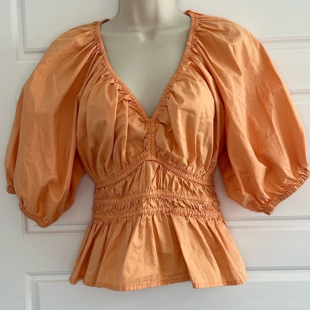 Old Navy Smocked V Neck Peplum Top Puff Sleeves Cotton Size Medium Milkmaid